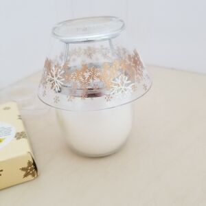 Unk Gold Snowflake Candle Holder